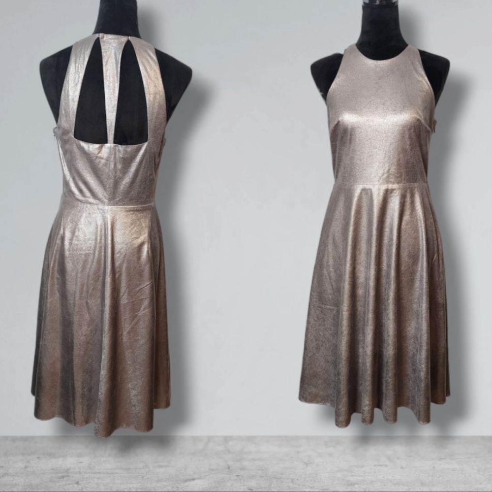 Halston Silver Metallic Halter Party Cocktail Fit & Flare Dress Size 6